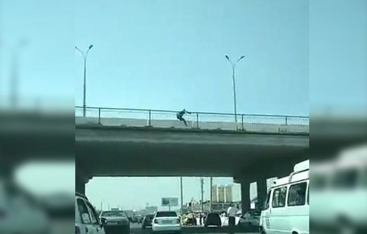 В Ташкенте спасли женщину, пытавшуюся спрыгнуть с куйлюкского моста