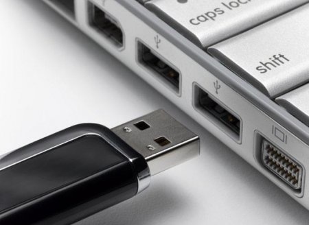 USB-fleshkani kompyuterdan qanday chiqarib olish kerak?