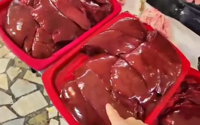 «Chorsu»da iste’molga yaroqsiz jigar mahsuloti savdodan olib tashlandi