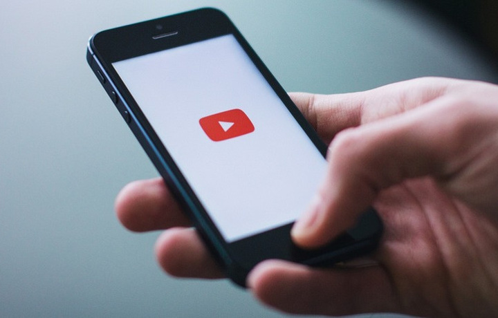YouTube фильтрует контент