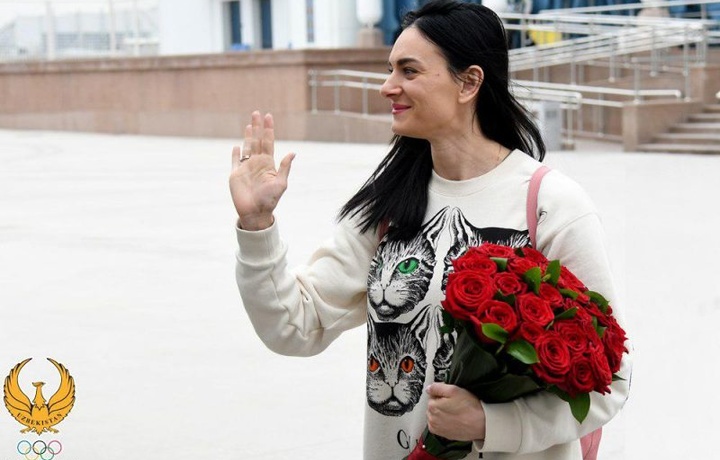 Afsonaviy Yelena Isinbayeva Toshkentga keldi (foto)