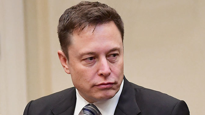 Elon Mask «Tesla» mashinasi yonib ketganiga munosabat bildirdi