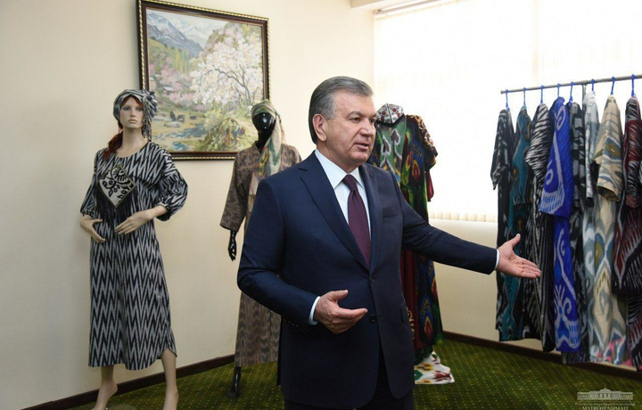 Shavkat Mirziyoyev ipakchilik klasterlari tashkil etishga ko‘rsatma berdi (foto)