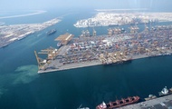 Jabal Ali porti.