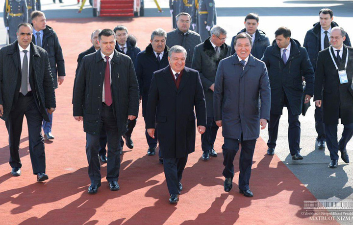 Шавкат Мирзиёев Остонада кутиб олинди