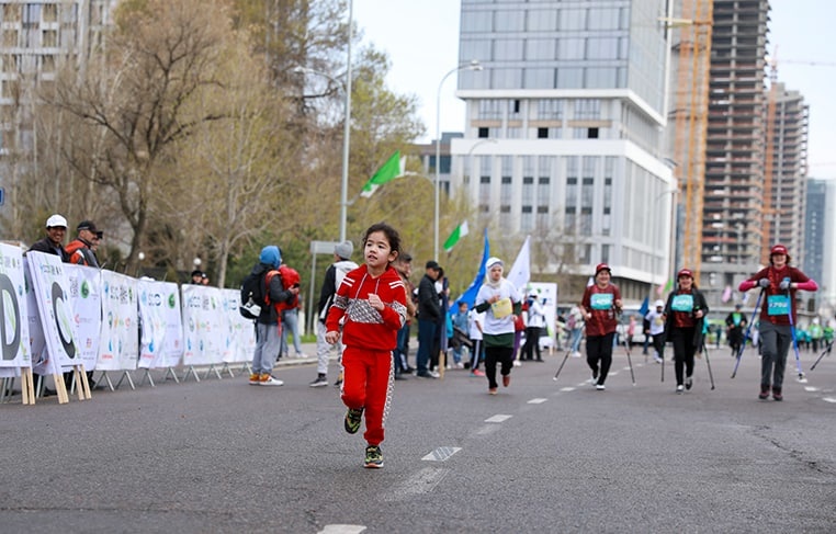 ШҲТ ярим марафони ва «Наврўз» IV халқаро марафони ғолиблари тақдирланди (фото)