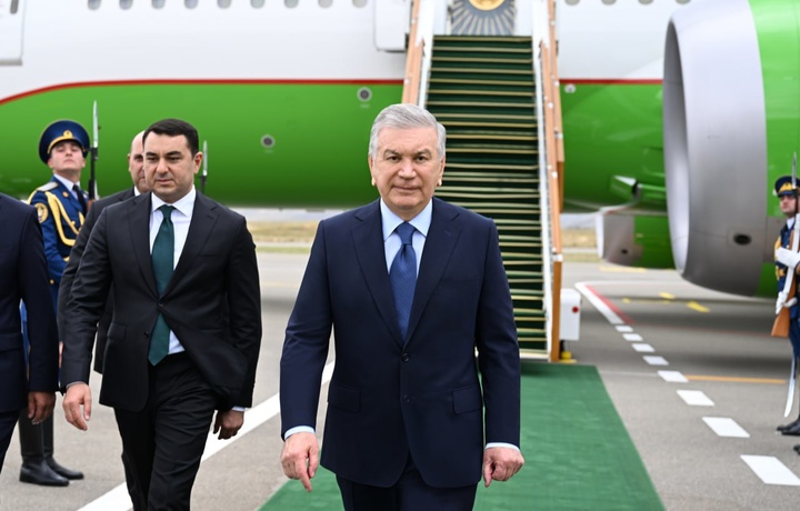 Шавкат Мирзиёев Фузулий шаҳрига борди