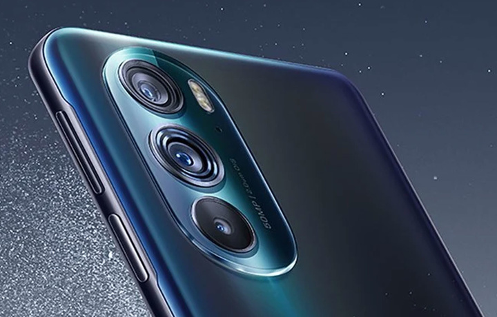 Motorola флагманларга рақиб тайёрлаяпти