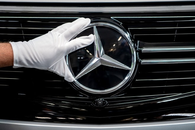 Mercedes-Benz массово отзывает свои автомобили в Китае