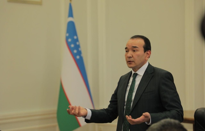 Xorij seriallarini beruxsat namoyish etish katta muammo keltirib chiqarishi mumkin — Vazir