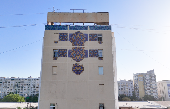 Toshkentga san’at qaytmoqda: shaharda uchta noyob mozaika yuzasi tozalandi