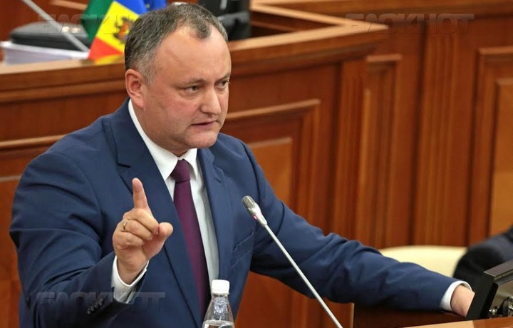 Суд Молдова президентини лавозимидан четлаштирди