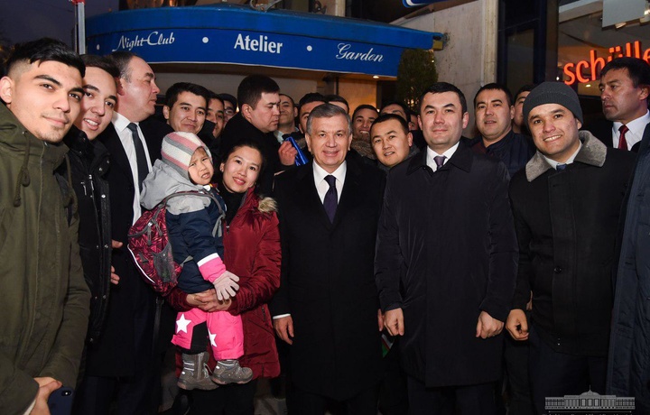 Shavkat Mirziyoyev Myunxenda o‘zbekistonlik yoshlar bilan uchrashdi