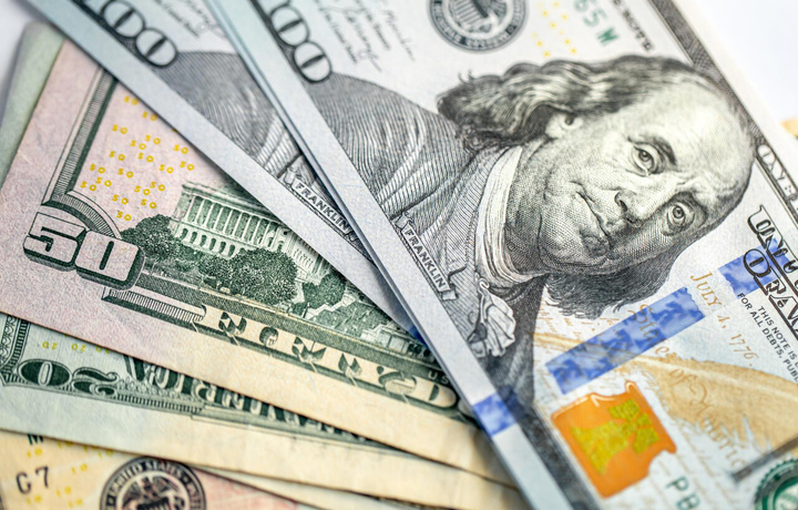 Dollar to‘xtovsiz ko‘tarilib bormoqda