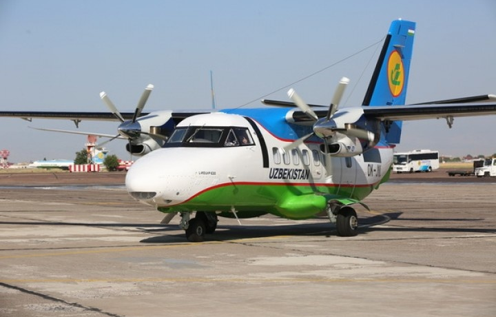 «Uzbekistan Airways» биринчи «LET L-410» самолётини кутиб олди