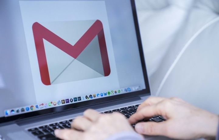 Как в Gmail пометить все сообщения как прочитанные