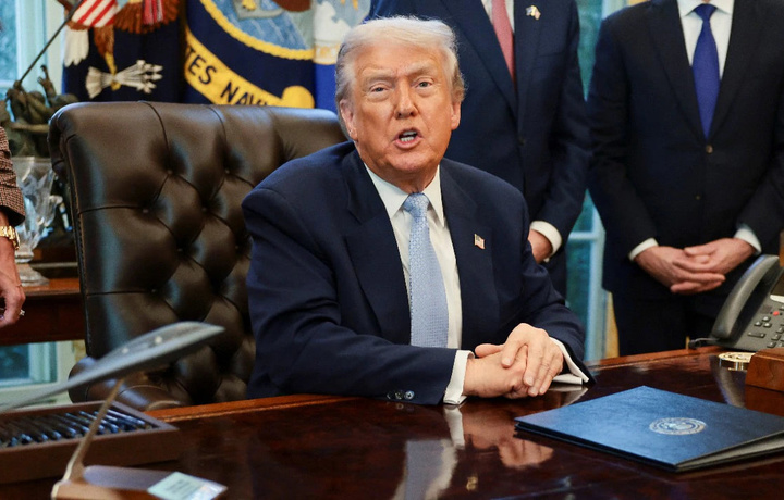 Tramp Rossiyaga qarshi sanksiyalarga doir qonunni imzolashga tayyor, faqat...