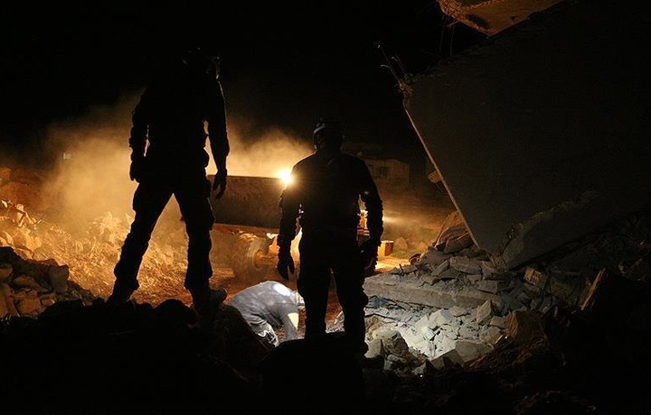 При авиаударе в сирийском Идлибе погибли 20 человек