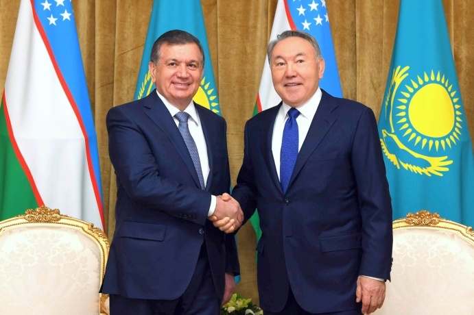 Shavkat Mirziyoyev Nursulton Nazarboyev bilan telefonda muloqot qildi