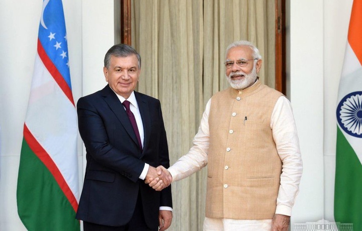 Shavkat Mirziyoyev va Narendra Modi tor doirada uchrashuv o‘tkazdi