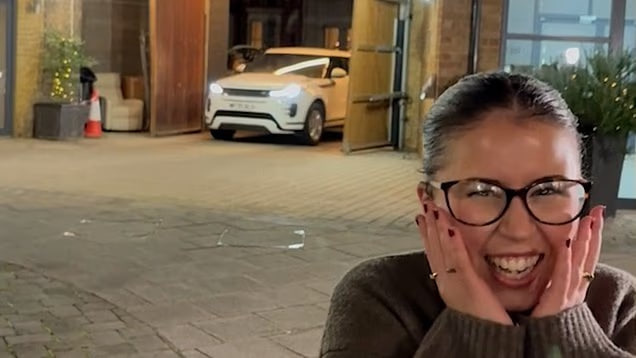 Saxiy boshliq sovg‘asi: konsert chiptasidan tortib avtomobilgacha...