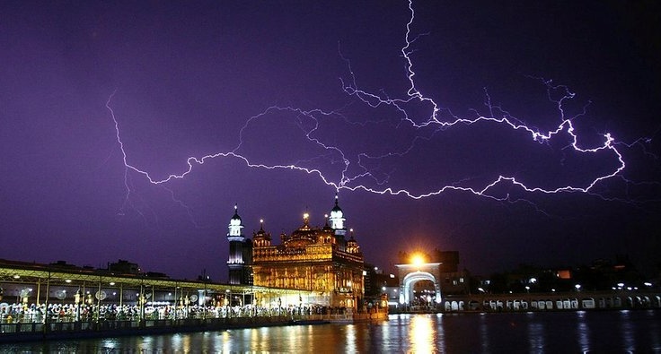 Gozal, nozik jinsiy aloqa onlayn Yalangoch Nuki fotosurati