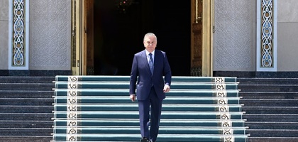  Президент отбыл в Казахстан
