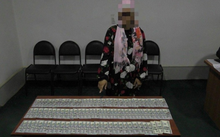Сирдарёда чақалоғини 10 минг долларга сотаётган аёл ушланди