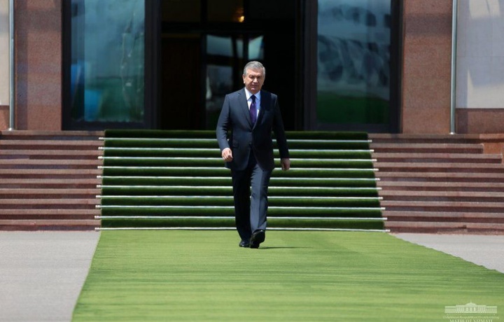 Шавкат Мирзиёев отбыл в Кыргызстан