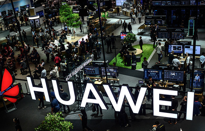 Huawei P Smart 2019 представят до конца 2018 года (фото)