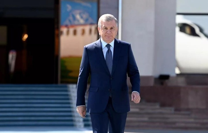 Президент амалий ташриф билан Россияга боради