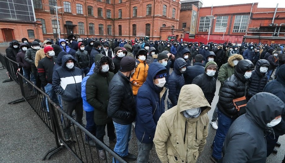 Rossiya IIV noqonuniy mehnat muhojirlariga murojaat bilan chiqdi