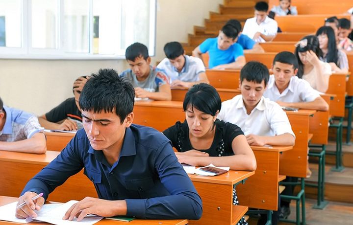Абитуриент тестни қаерда топширади?