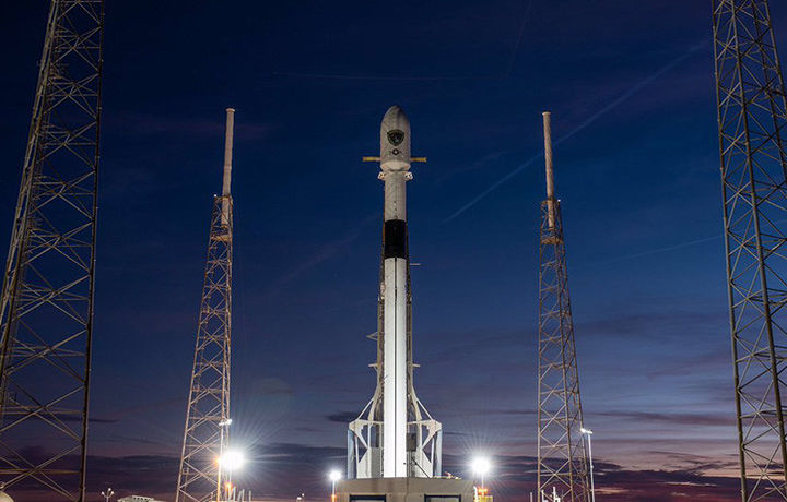 Falcon 9 взлетела с пятой попытки