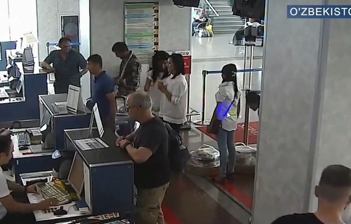 Тошкентда Туркияга кетаётган фоҳишалар гуруҳи қўлга олинди (видео)