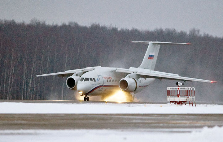 Москва яқинида йўловчи самолёт ҳалокатга учради