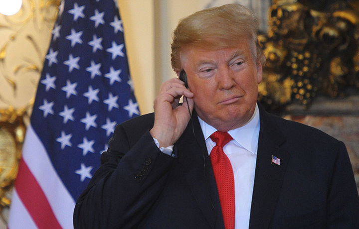 Трамп выразил соболезнования в связи со смертью Буша-старшего (фото)