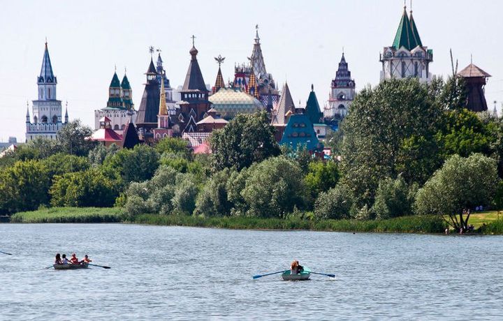 Москвада иссиқ ҳаво рекорд даражага кўтарилди