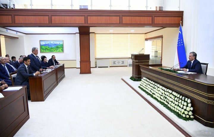 Шавкат Мирзиёев Техника университети талабаси лойиҳаси учун 1 млрд сўм ажратиш бўйича кўрсатма берди