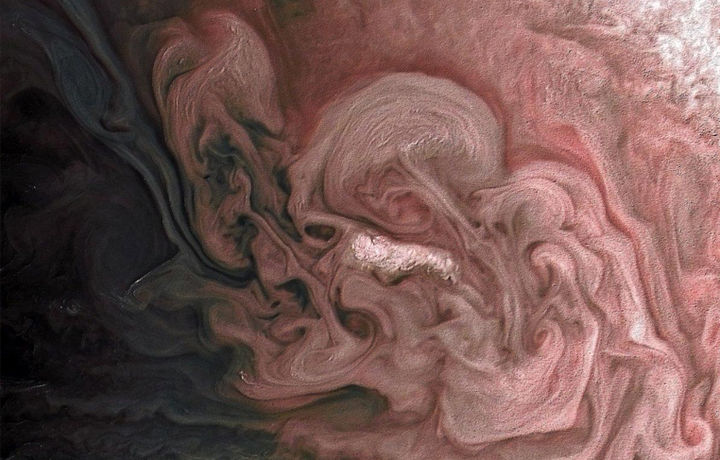 «NASA» Юпитердаги бўронлар тасвирини эълон қилди