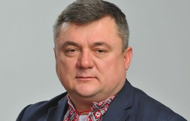 Украинский мэр пришел на митинг против себя. Его не узнали (фото)