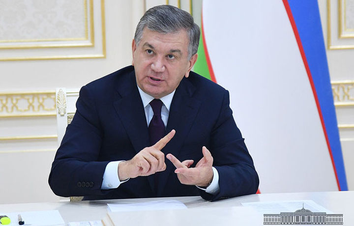Шавкат Мирзиёев инвестиция бўйича ўтган йиллардаги асосий камчиликларни санаб ўтди