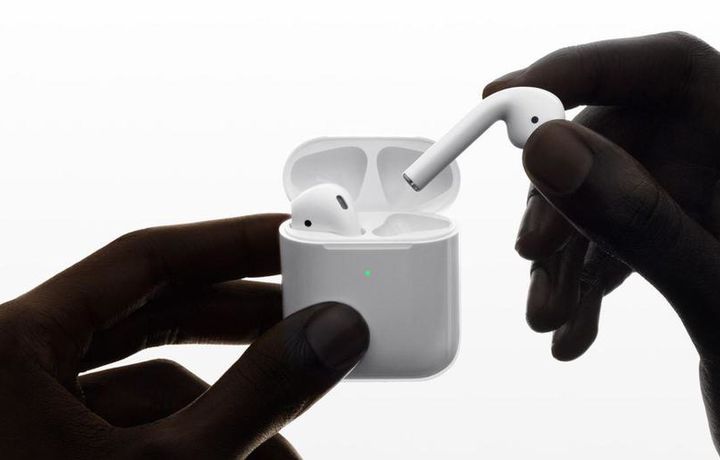 Apple представила новые AirPods