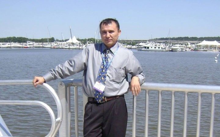 Расман. АҚШлик тадбиркор Зокир Алиев ДХХ томонидан қўлга олинган