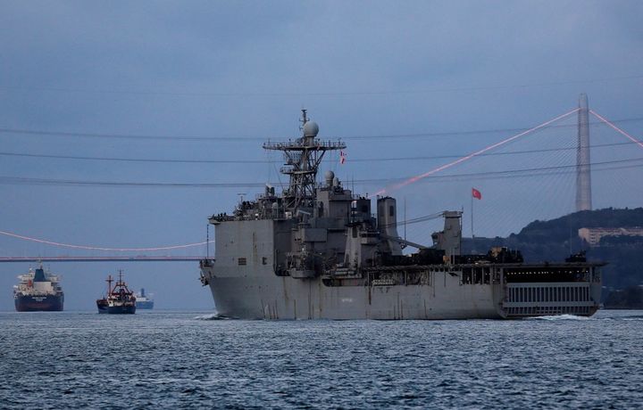 Американский корабль вошел в Черное море