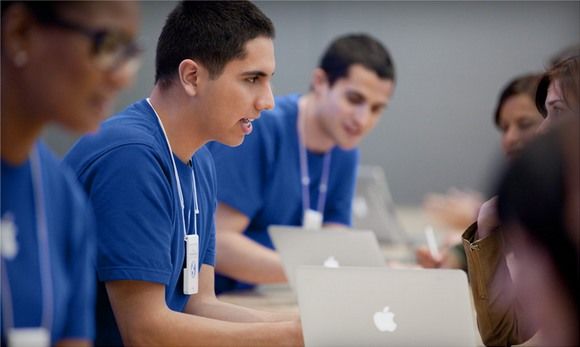 Техподдержку Apple уличили в накрутке цен на ремонт (видео)