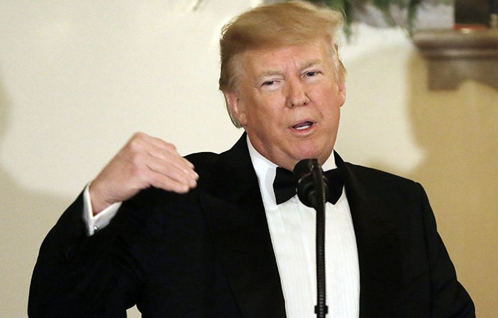 Трамп пообещал сделать стену на границе с Мексикой изящной