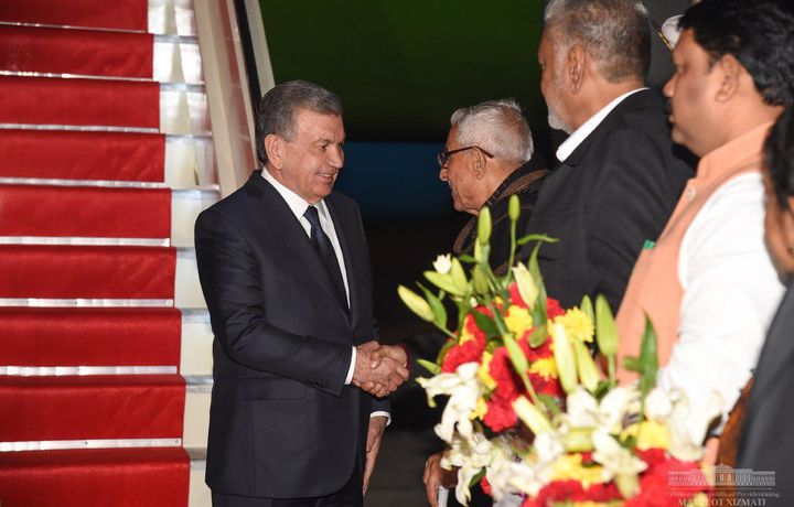 Prezident Hindistonga yetib bordi