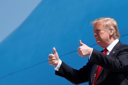Трамп Шимолий Кореяга қўшимча санкцияларни бекор қилди
