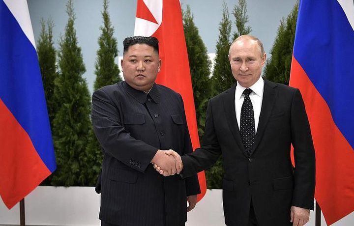 Фильм о поездке Ким Чен Ына в Россию выпустили в КНДР